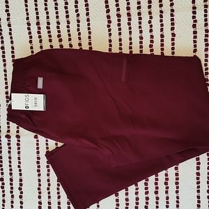 Figs Yola scrub pants NWT medium